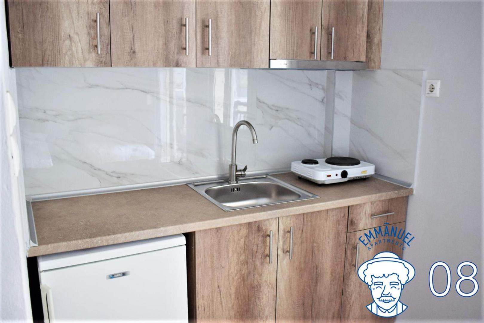 Emmanuel Apartments Paralía Екстериор снимка