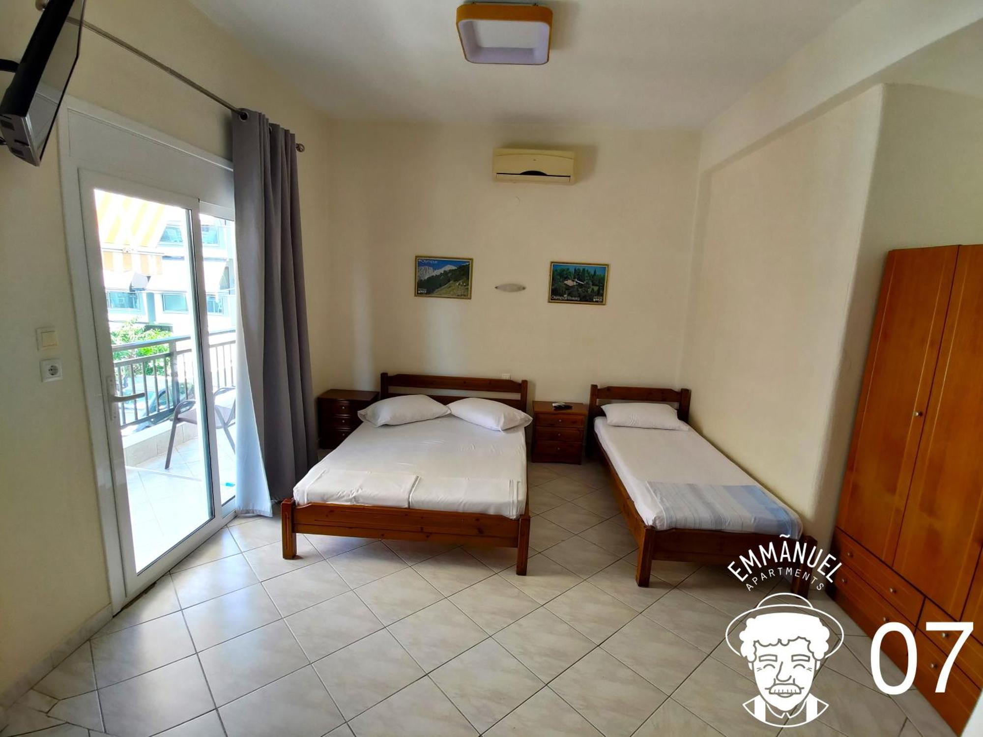 Emmanuel Apartments Paralía Стая снимка